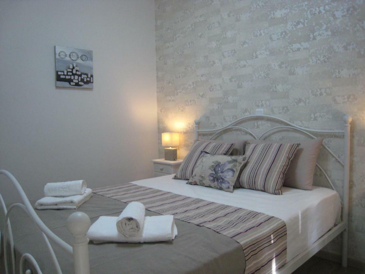 Marras Apartment Athens Exterior photo